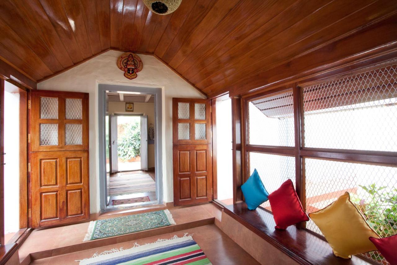 Sardar Bahadur'S Heritage Bungalow Estate Stay Napoklu Zewnętrze zdjęcie