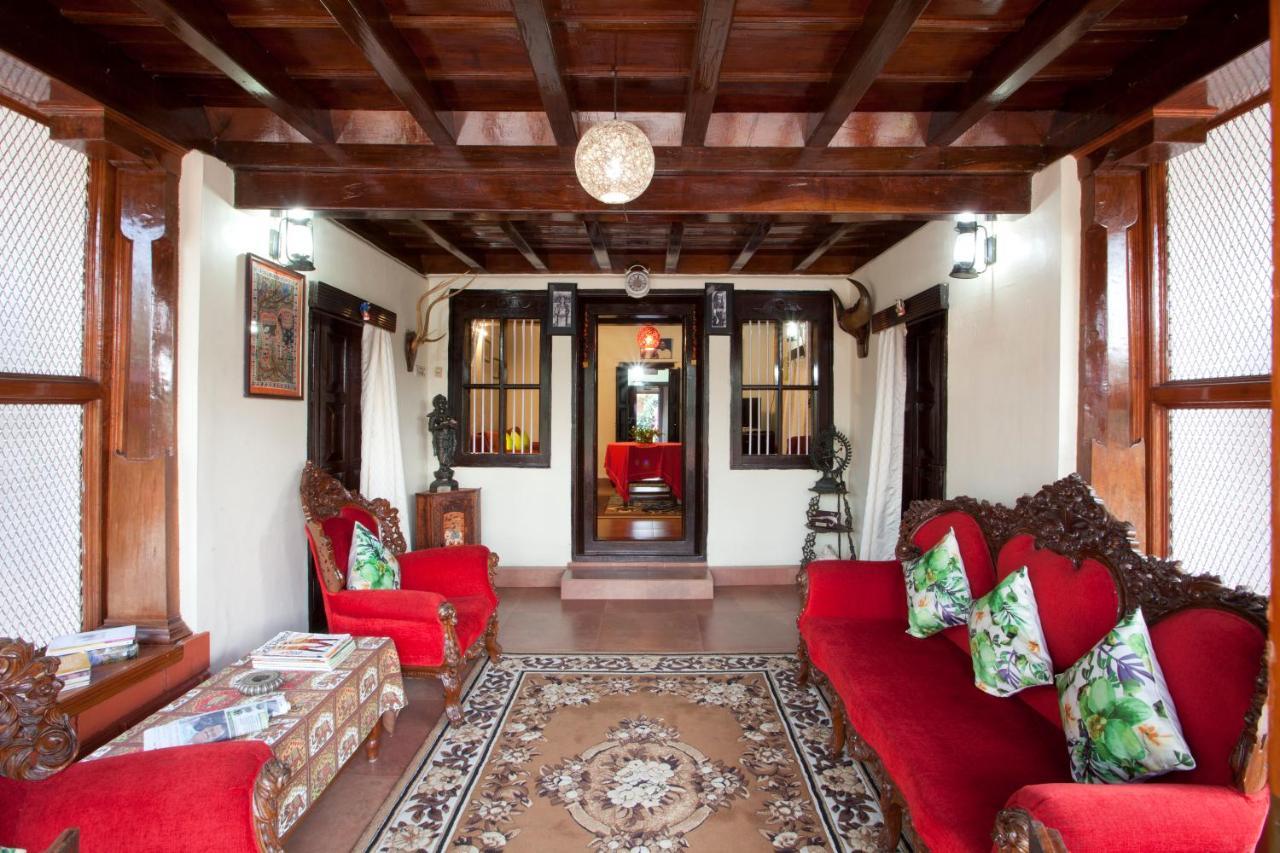 Sardar Bahadur'S Heritage Bungalow Estate Stay Napoklu Zewnętrze zdjęcie