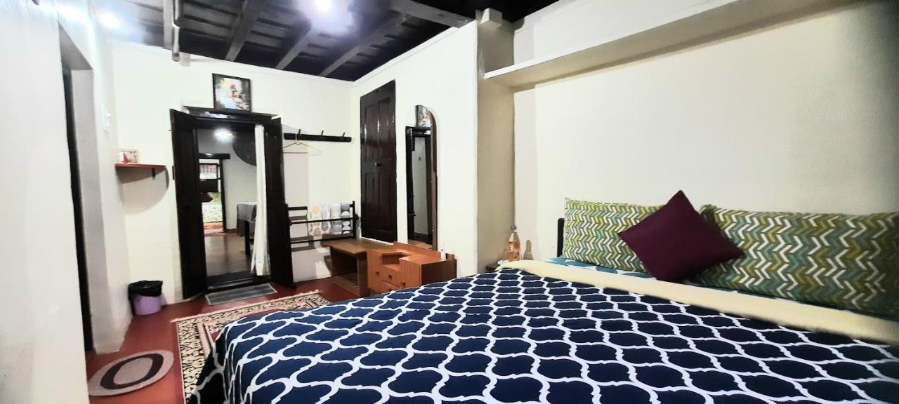 Sardar Bahadur'S Heritage Bungalow Estate Stay Napoklu Zewnętrze zdjęcie